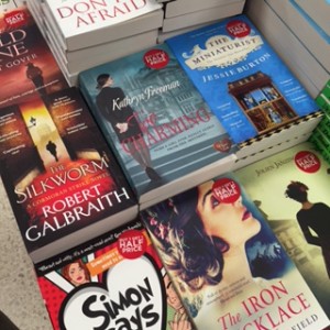 Too Charming in great company at Victoria Station